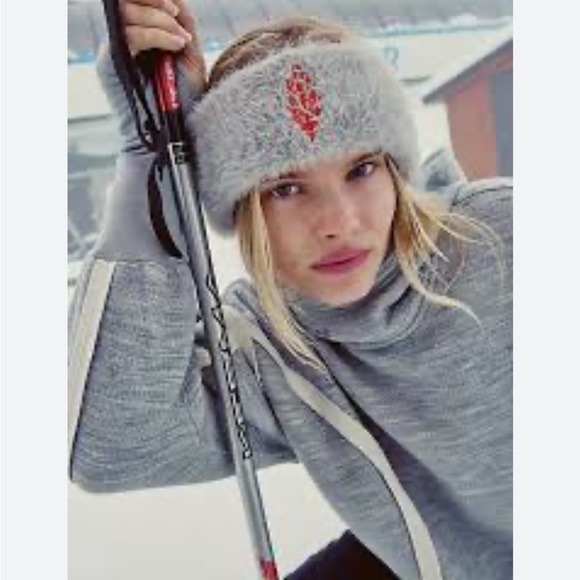 Free People Accessories - FREE PEOPLE Slopeside Sherpa Earwarmer - Grey/Red